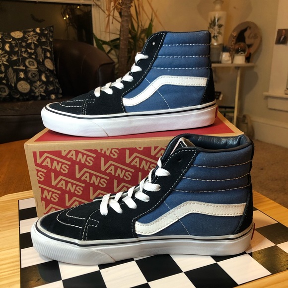 sk8 hi navy white